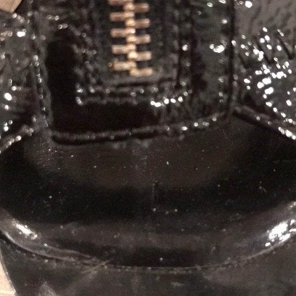 MICHAEL Michael Kors Berkley T-Strap Dress Sandals - Picture 7 of 7